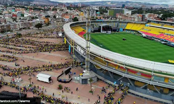 Estadio-futbol-Depoerte(shutterstock)