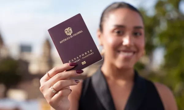 Ciudadanos con pasaporte desde el 2017 podrán renovarlo 100 % en línea (Presidencia)