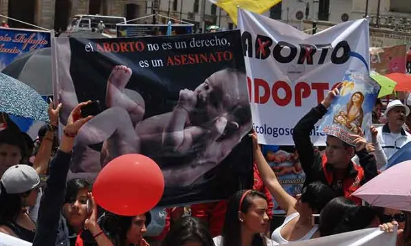 manifestaciones-contra-abortohumbertopinto.jpg