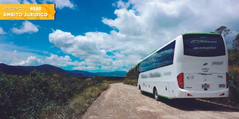 El transporte público terrestre en la movilización de personal extranjero (Shutterstock)