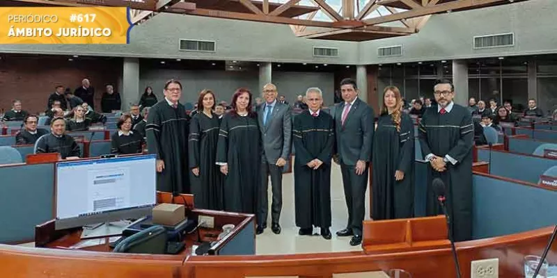 Presidente de la Corte Suprema de Justicia visita la Sala Plena del Tribunal Superior de Bogotá (Archivo particular)